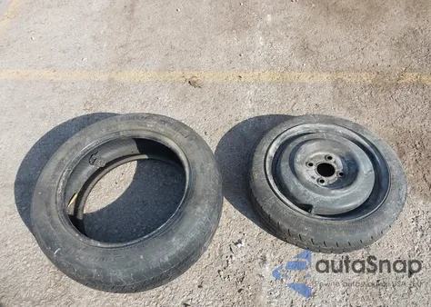 2005 Saturn Ion 2 from USA, damaged, VIN 1G8AN12F55Z113839